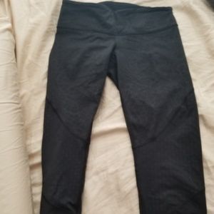 EUC lululemon crops